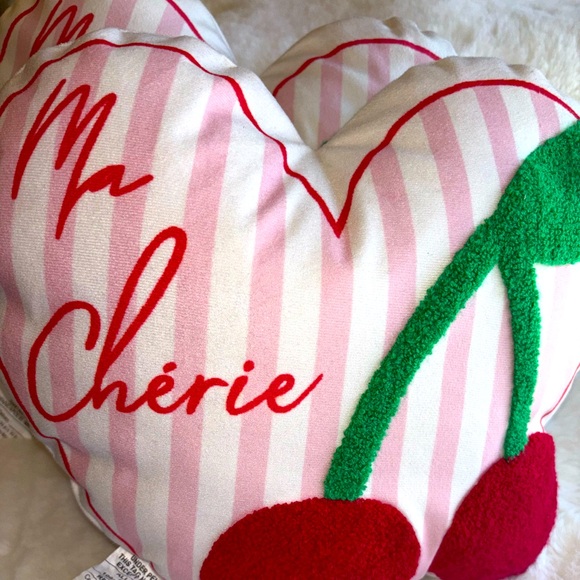 2 piece set Heart ❤️ PINK RED Cherries Accent Pillows -- NWTS Ma Cherie - Picture 6 of 9